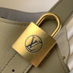 LV Low Key Hobo MM