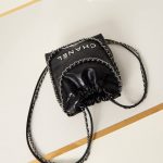 CHANEL 22 MINI HANDBAG(HIGH-END GRADE)