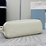 Prada Medium Prada Galleria leather bag(high-end grade)