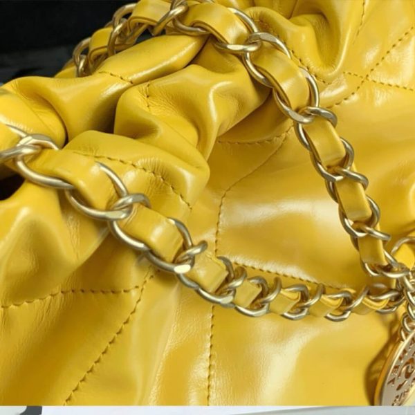 CHANEL 22 SMALL HANDBAG(high-end grade)