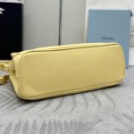Prada Medium Prada Galleria leather bag(high-end grade)