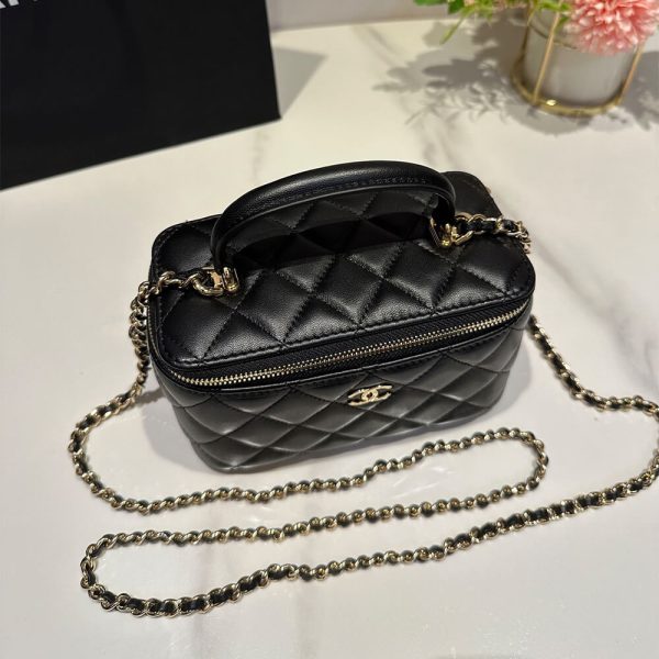 CHANEL Long Vanity with chain