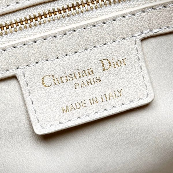 Dior Groove 25 Bag(high-end grade)