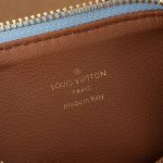 LV Coussin BB