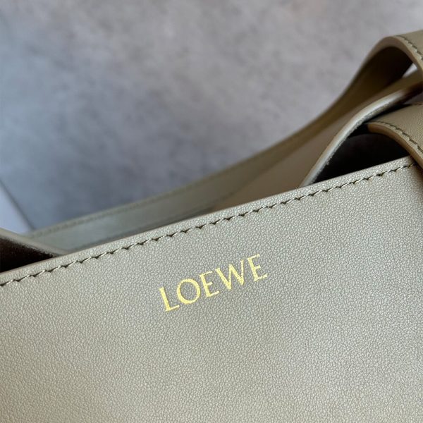 LOEWE Medium Puzzle Fold tote in shiny calfskin(HIGH-END GRADE)