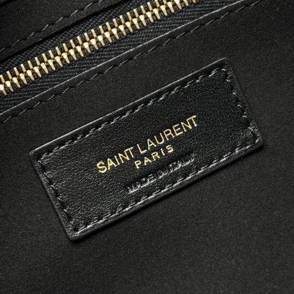 YSL le 5 à 7 in patent leather(HIGH-END GRADE)