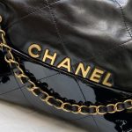 CHANEL 22 SMALL HANDBAG(high-end grade)