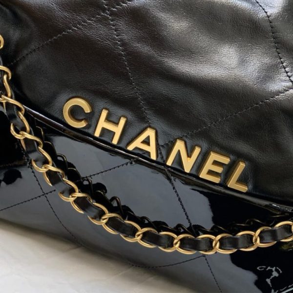 CHANEL 22 SMALL HANDBAG(high-end grade)