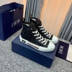 B23 HIGH-TOP SNEAKER