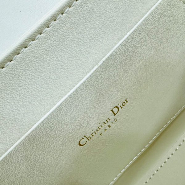 Medium 30 Montaigne Avenue Top Handle Bag