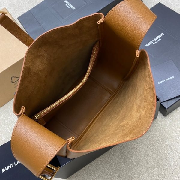 YSL LE 5 À 7 large soft leather bag