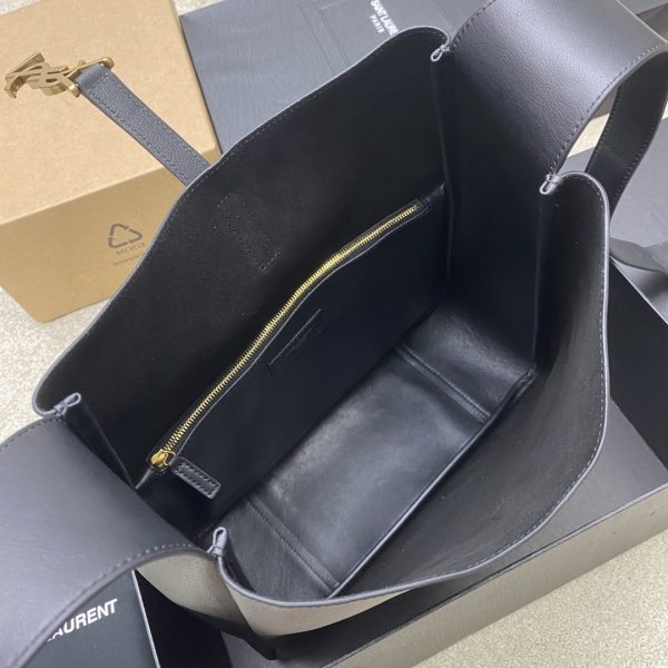 YSL LE 5 À 7 large soft leather bag