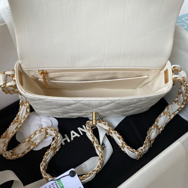 CHANEL MINI FLAP