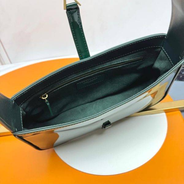 YSL le 5 à 7 in patent leather(HIGH-END GRADE)