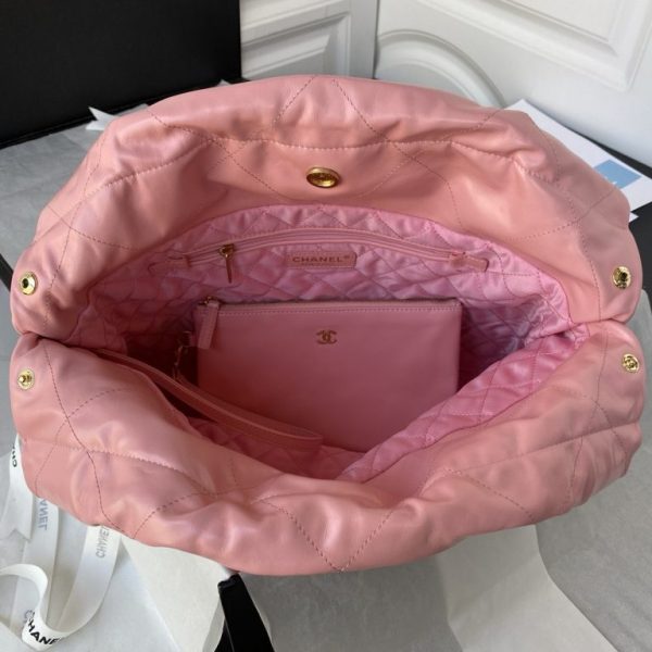 CHANEL 22 SMALL HANDBAG(high-end grade)