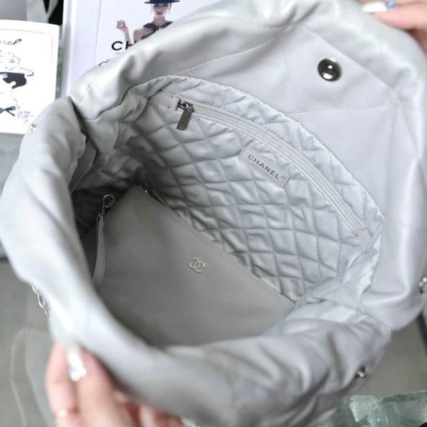 CHANEL 22 HANDBAG(high-end grade)