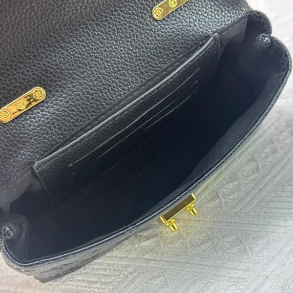 LV Nano Madeleine