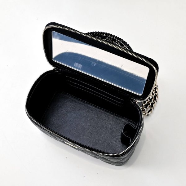 CHANEL Long Vanity with chain