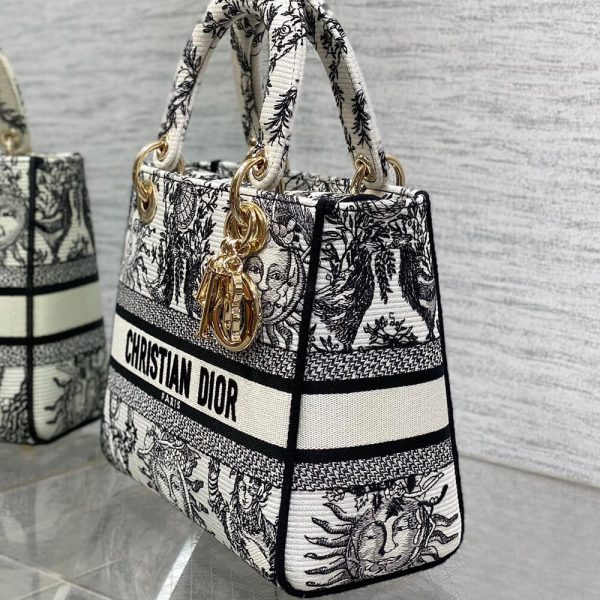 Dior Medium Lady D-Lite Bag